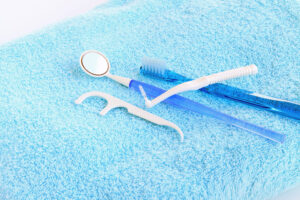 gum_disease_sign_01
