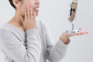 歯がグラグラするのは歯周病が原因？